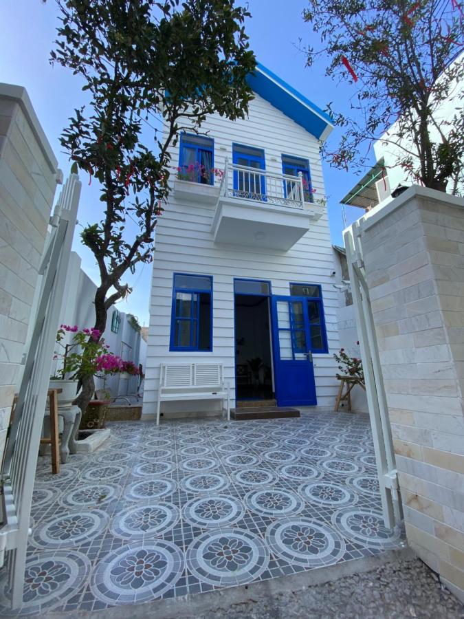 Cat Homestay Куїнон Екстер'єр фото